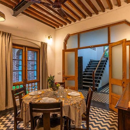 Stayvista'S Peepal Haveli - Rustic Kothi With Terrace, Breathtaking View & Bonfire Narainpur  Exterior photo