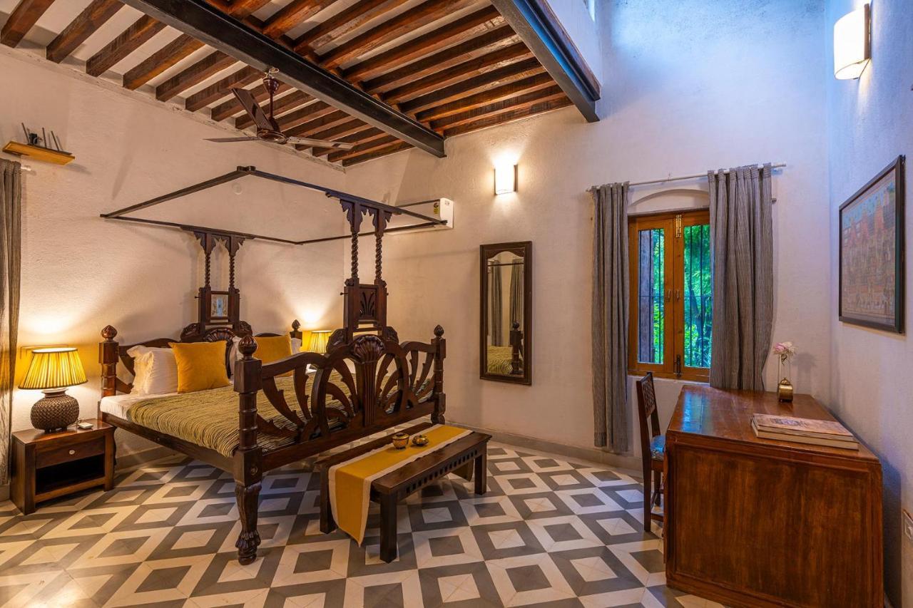 Stayvista'S Peepal Haveli - Rustic Kothi With Terrace, Breathtaking View & Bonfire Narainpur  Exterior photo