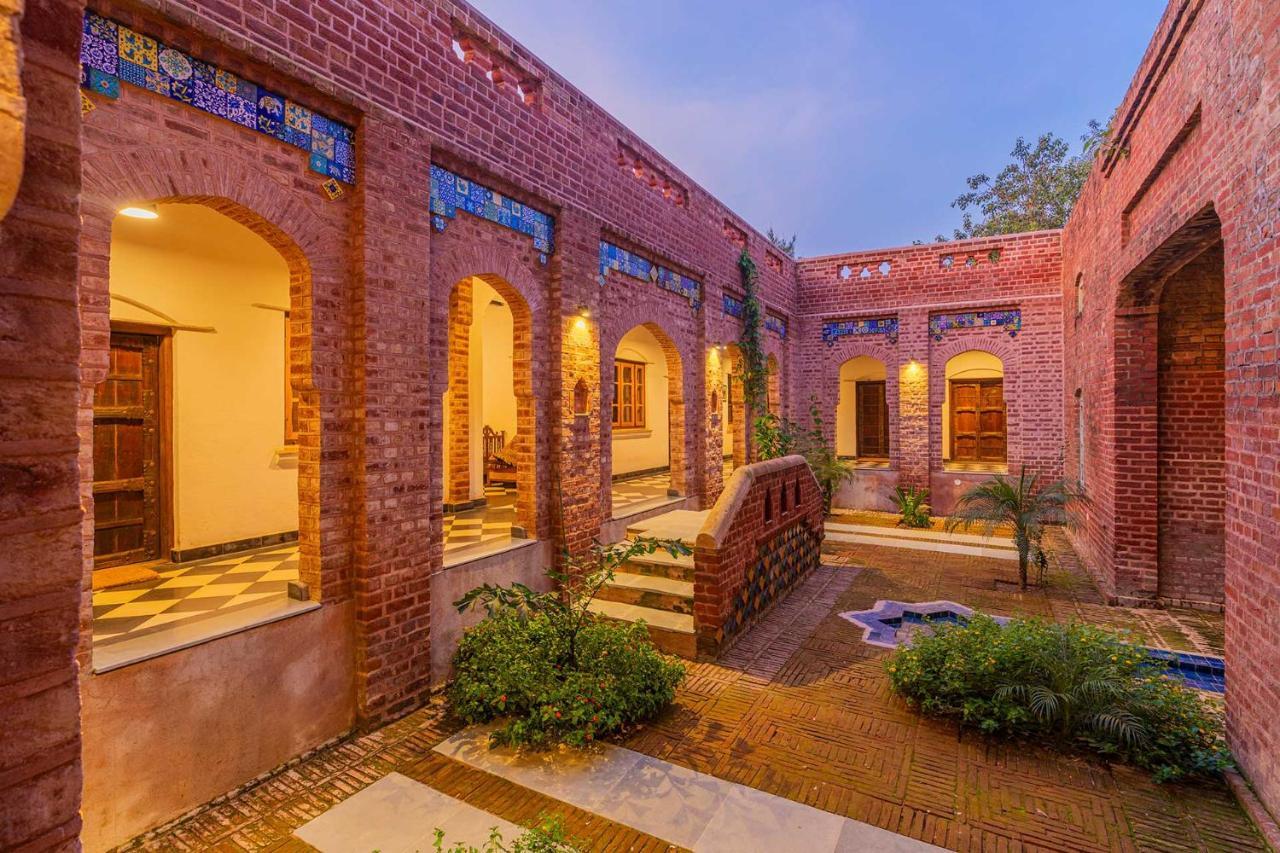 Stayvista'S Peepal Haveli - Rustic Kothi With Terrace, Breathtaking View & Bonfire Narainpur  Exterior photo